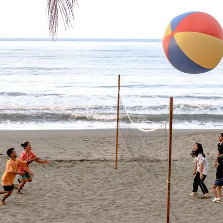 ホテル La Playita Lalawigan エクステリア 写真