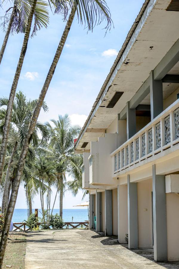 ホテル La Playita Lalawigan エクステリア 写真